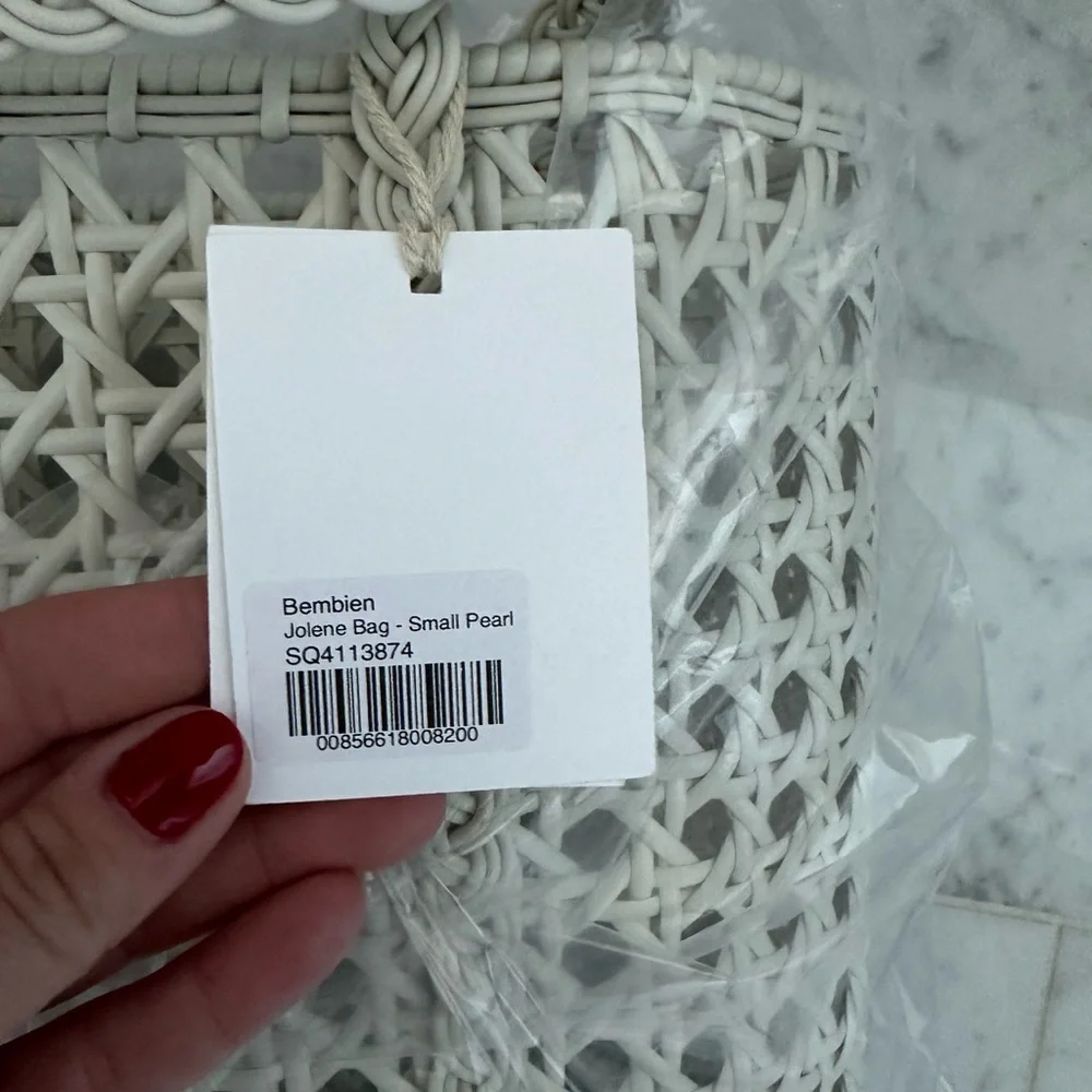 NWT Bembien small Jolene tote bag woven plastic purse white pearl - Picture 3 of 6